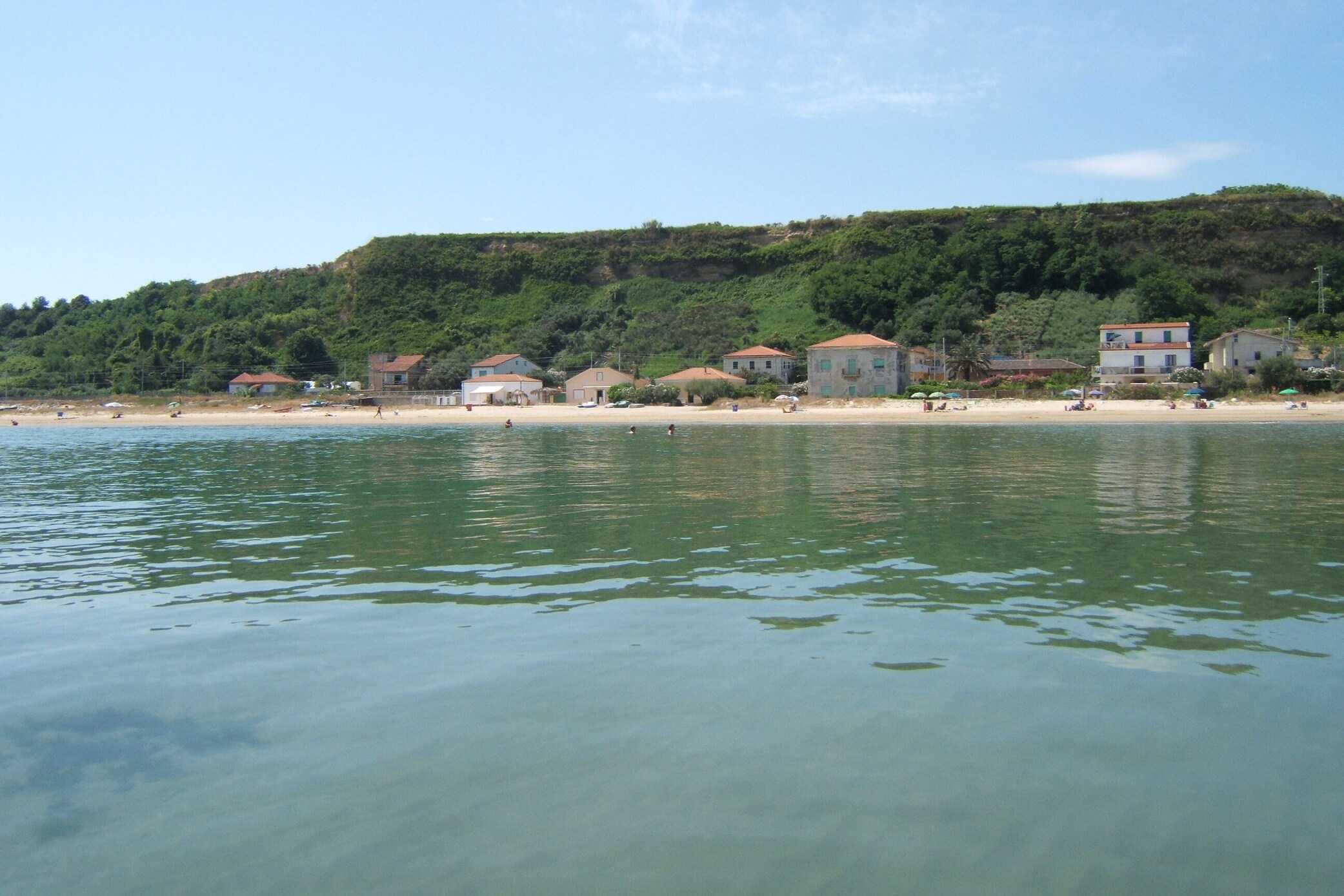 La spiaggia delle dune stazione di Tollo Ortona vista dal mare - sembra l'isola di Cipro  